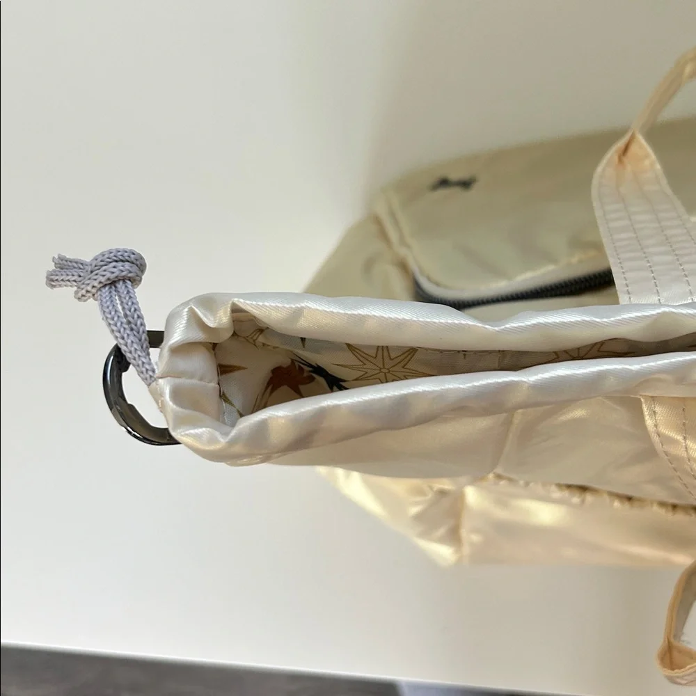 Lug Ditty XL Tote Bag Drawstring - Picture 9 of 13